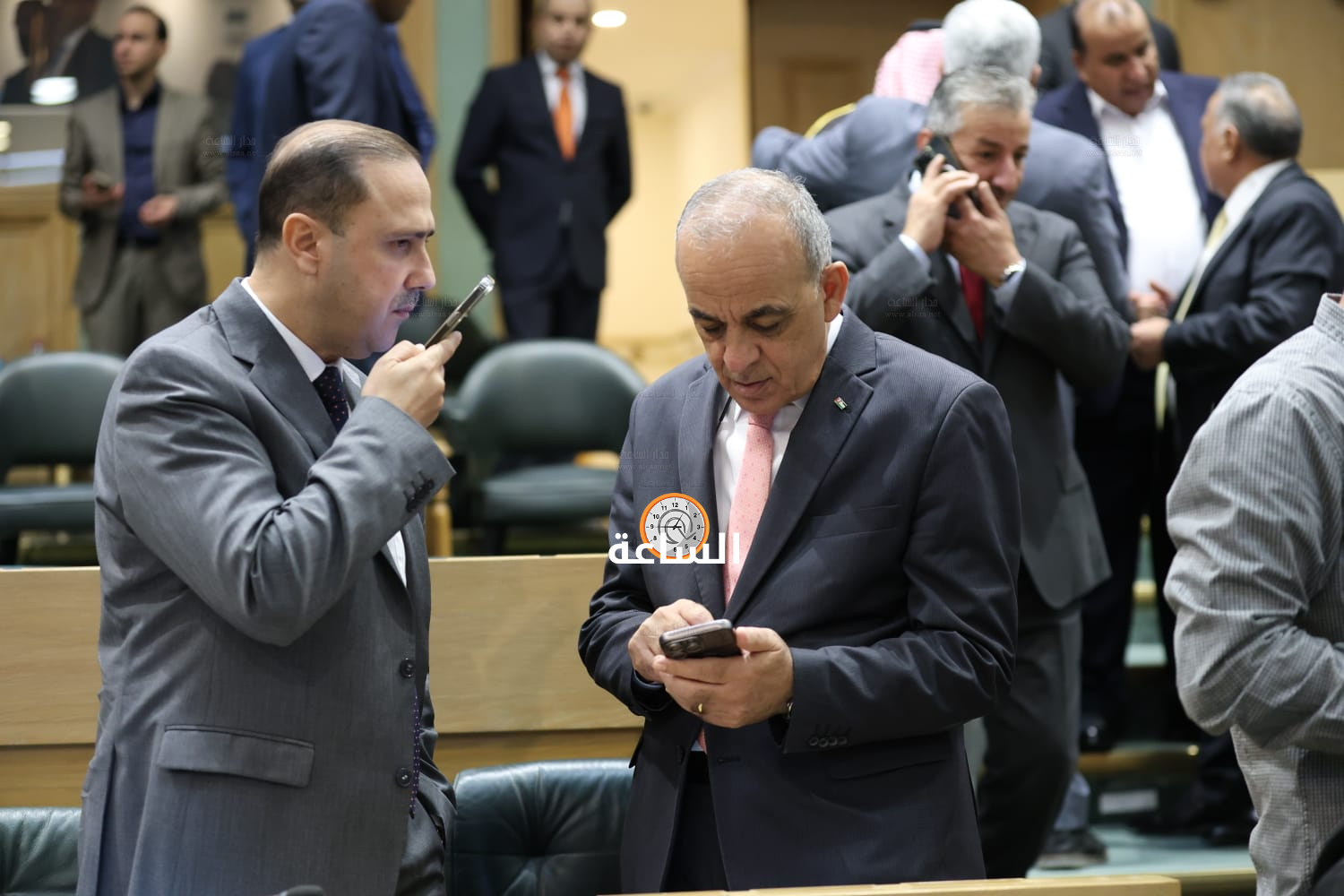 Madar Al-Saa Images 0.4235669521937815