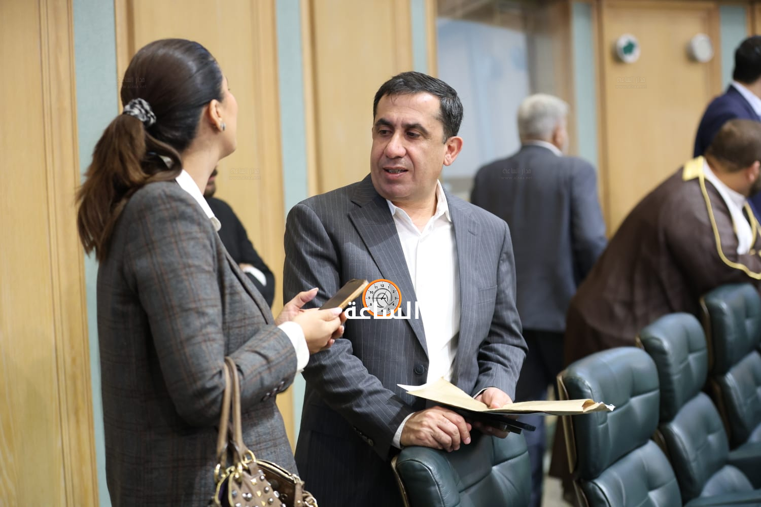 Madar Al-Saa Images 0.46088775828861284