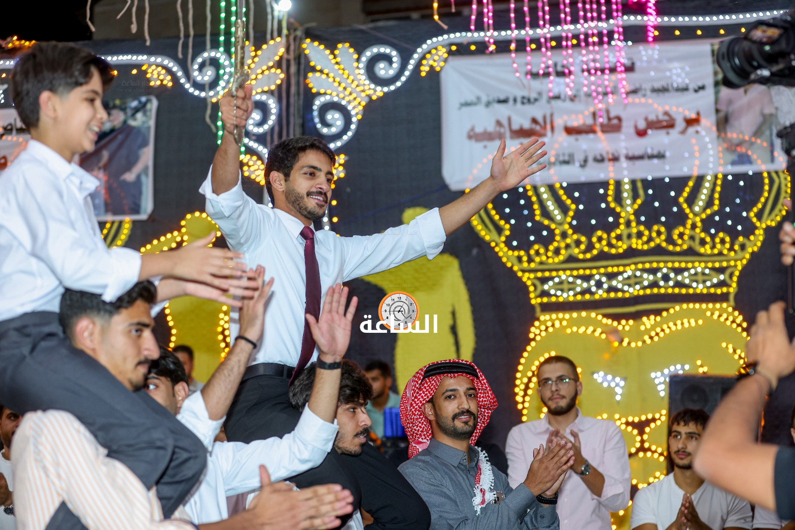 Madar Al-Saa Images 0.12221270290456154