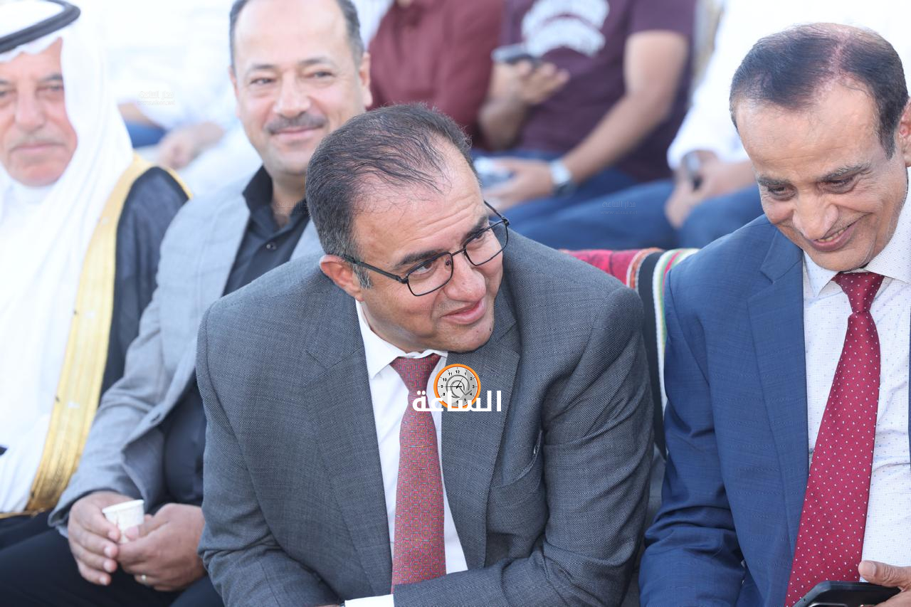Madar Al-Saa Images 0.45066197619219617