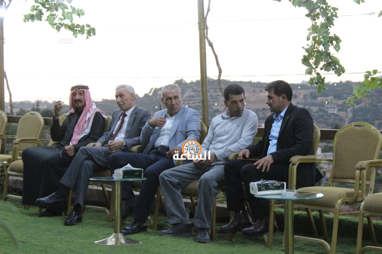 Madar Al-Saa Images 0.870175015683579