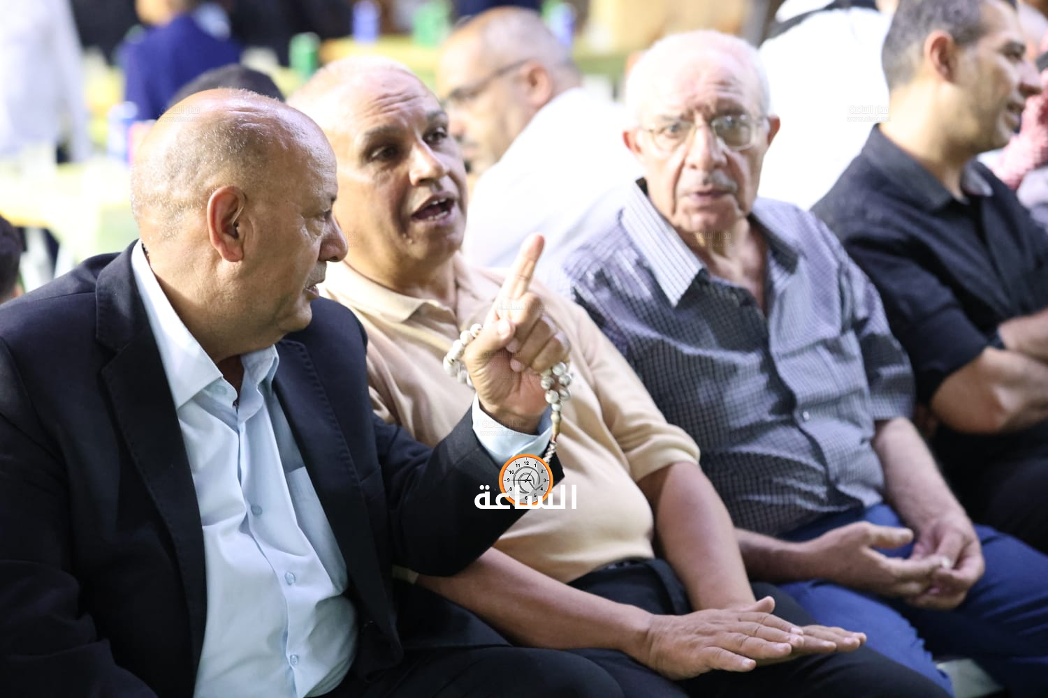 Madar Al-Saa Images 0.6393103295256864