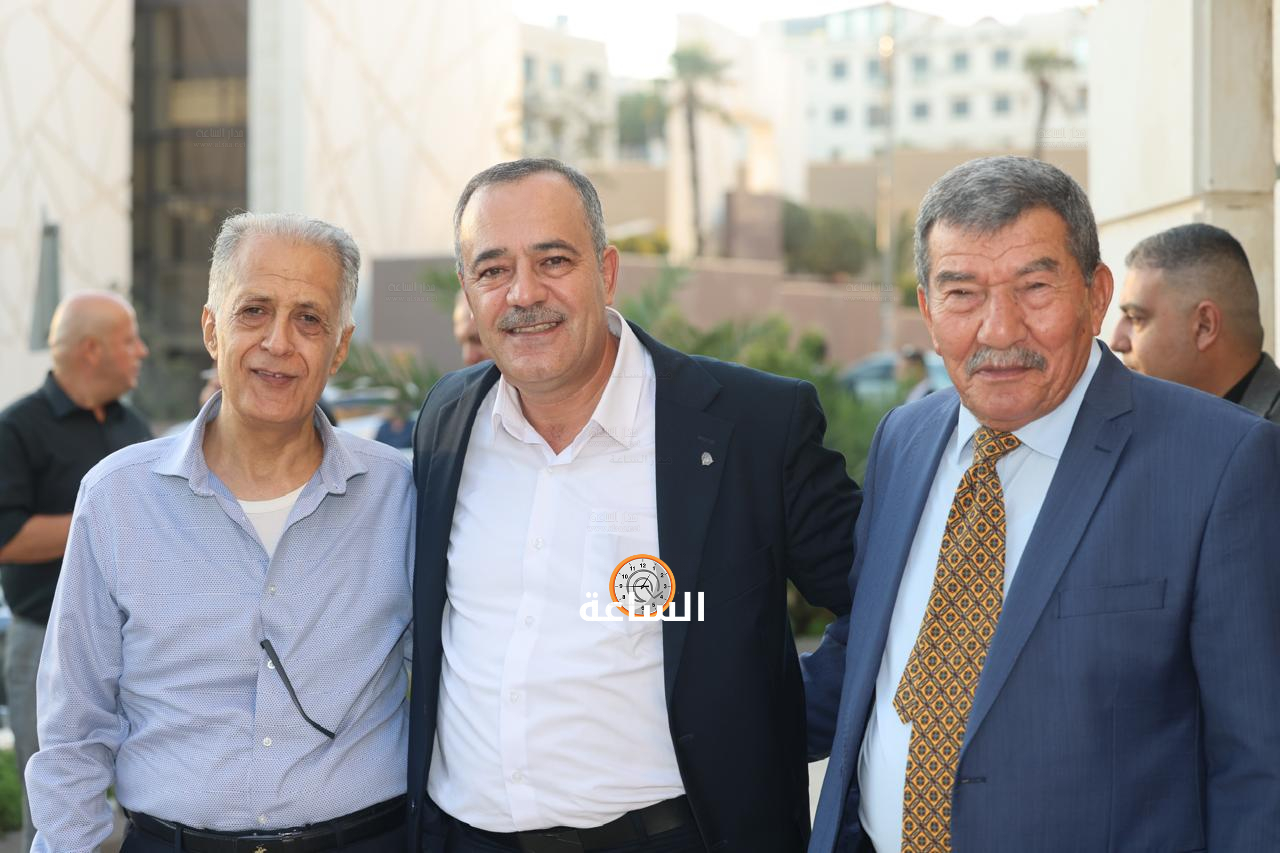 Madar Al-Saa Images 0.5256137706569894