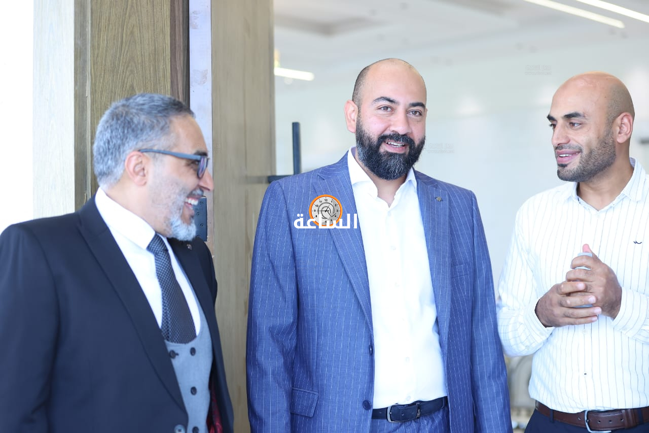 Madar Al-Saa Images 0.5328561641889155