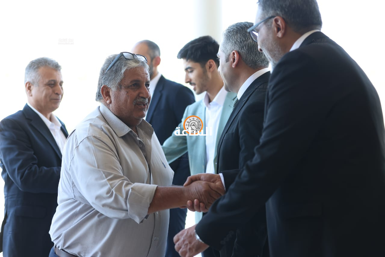 Madar Al-Saa Images 0.8909102610305782