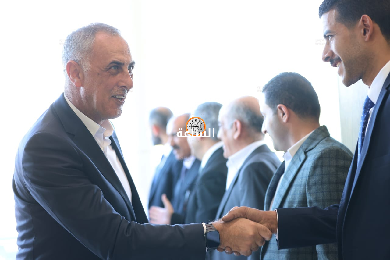 Madar Al-Saa Images 0.7587203491084955