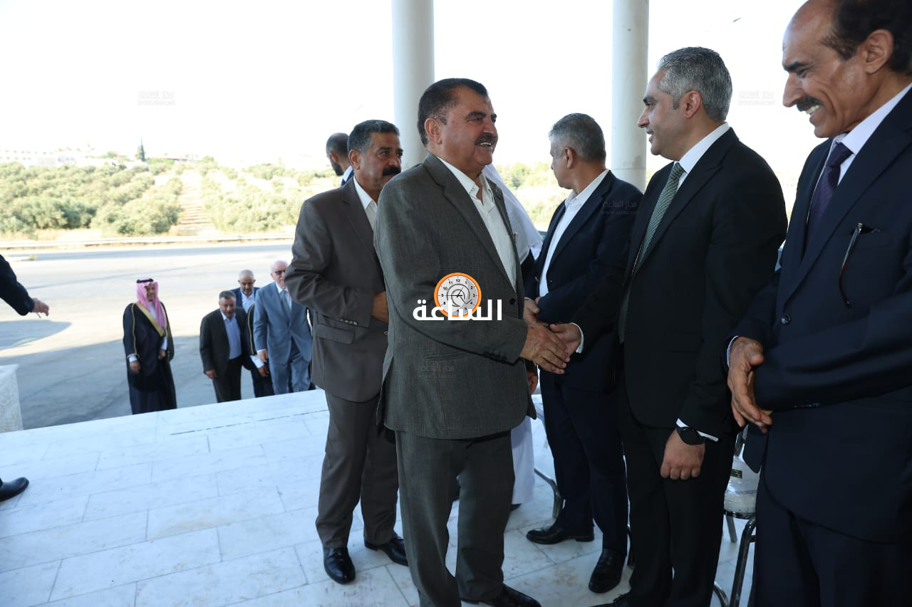 Madar Al-Saa Images 0.002722472441238022