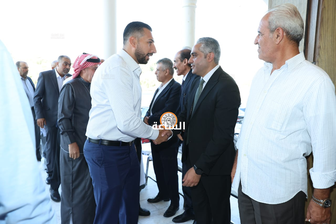 Madar Al-Saa Images 0.7662686856251029