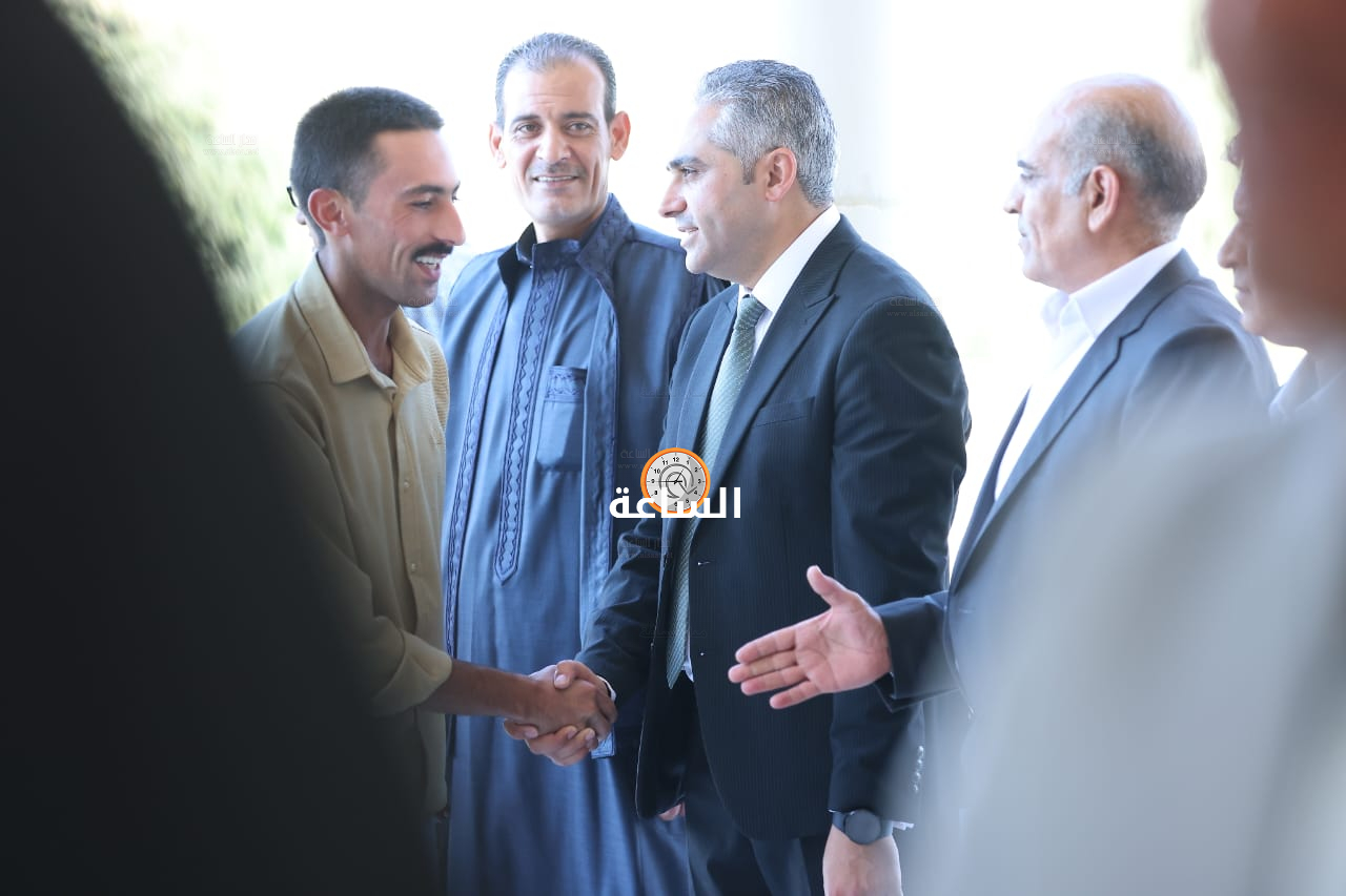 Madar Al-Saa Images 0.5442567535994289