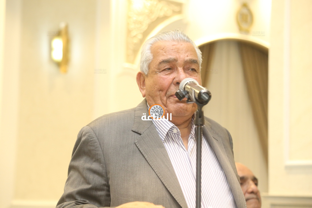 Madar Al-Saa Images 0.291339524850985