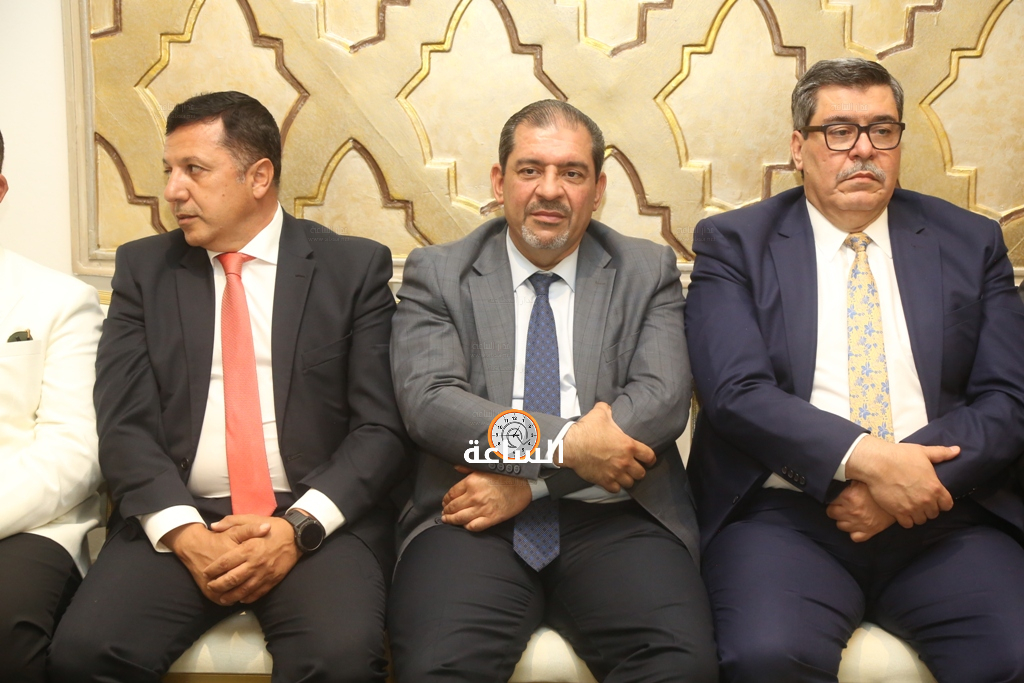 Madar Al-Saa Images 0.5779110434334793