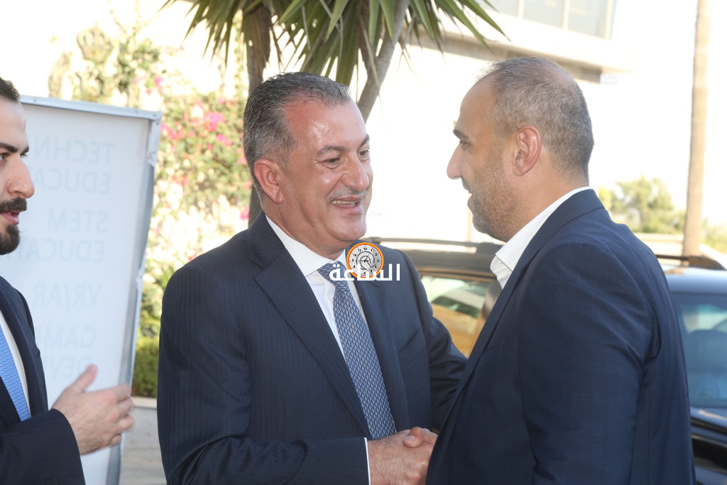 Madar Al-Saa Images 0.8217660639416601