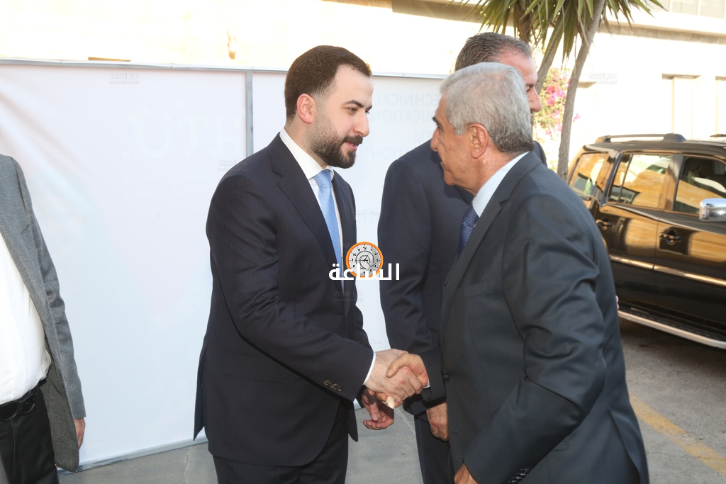 Madar Al-Saa Images 0.4855804461518165
