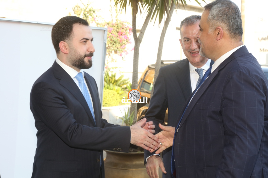Madar Al-Saa Images 0.5563612530128612
