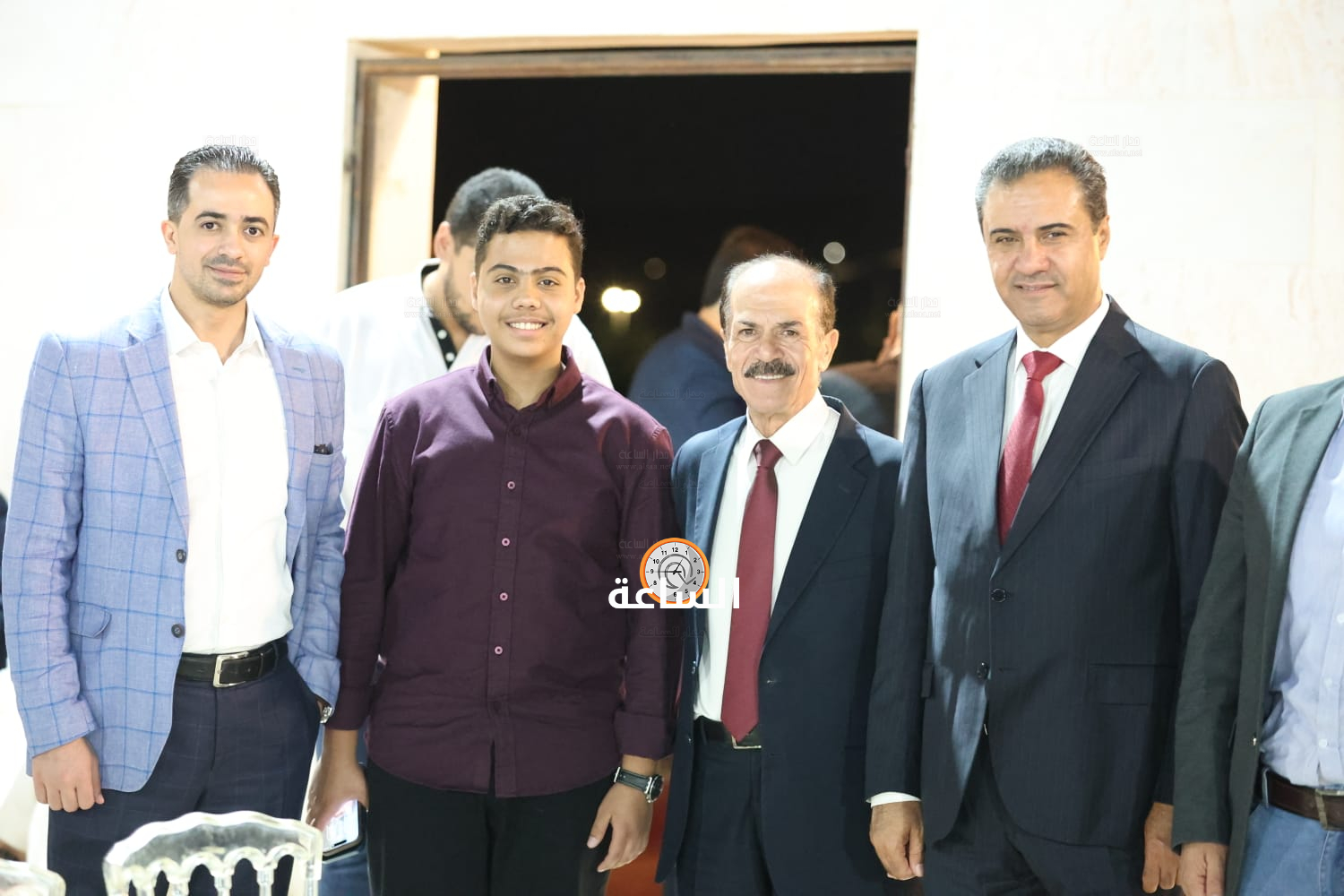 Madar Al-Saa Images 0.3907827154169389