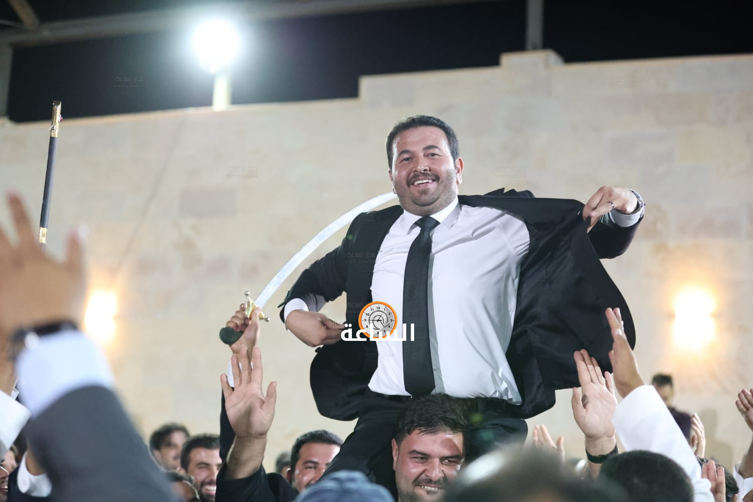 Madar Al-Saa Images 0.7970605663502086