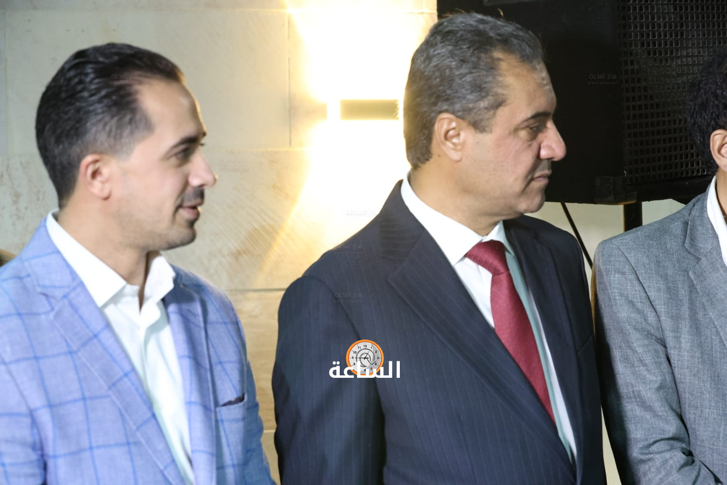 Madar Al-Saa Images 0.8776980898496827