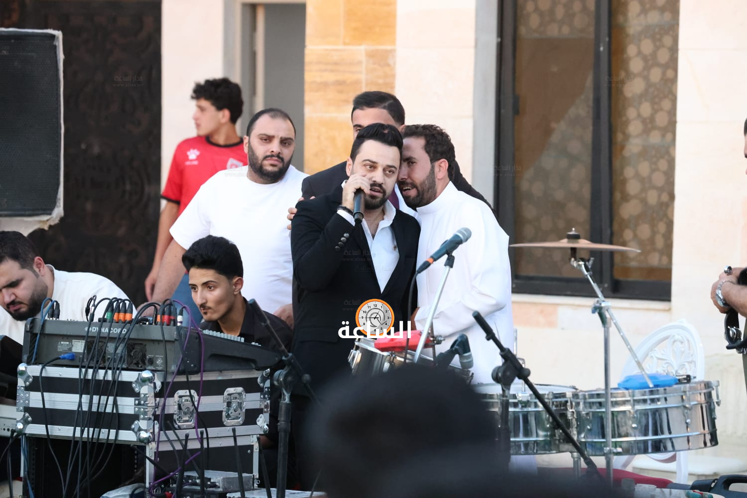 Madar Al-Saa Images 0.7406397689125043