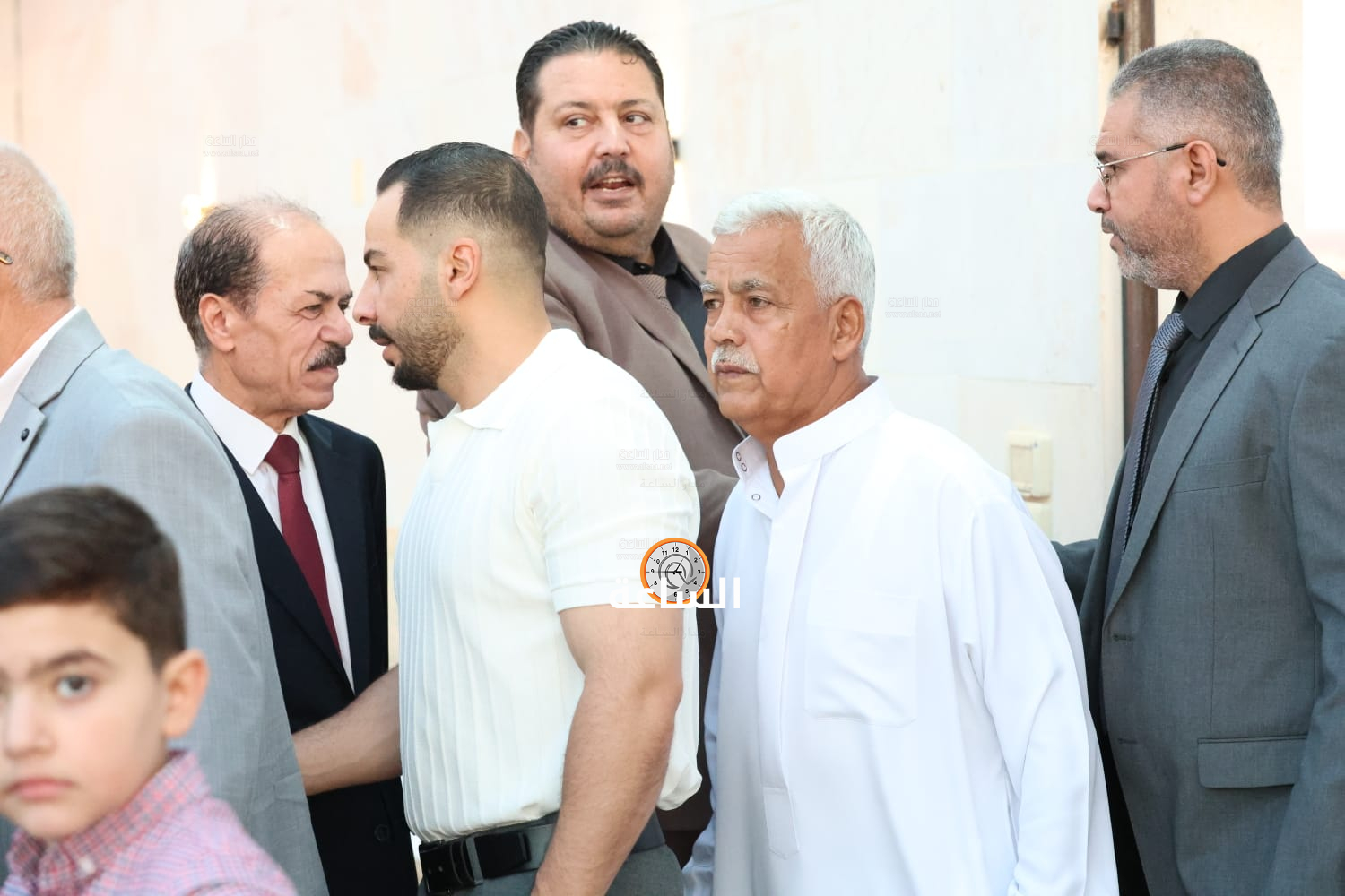 Madar Al-Saa Images 0.3767971430681287