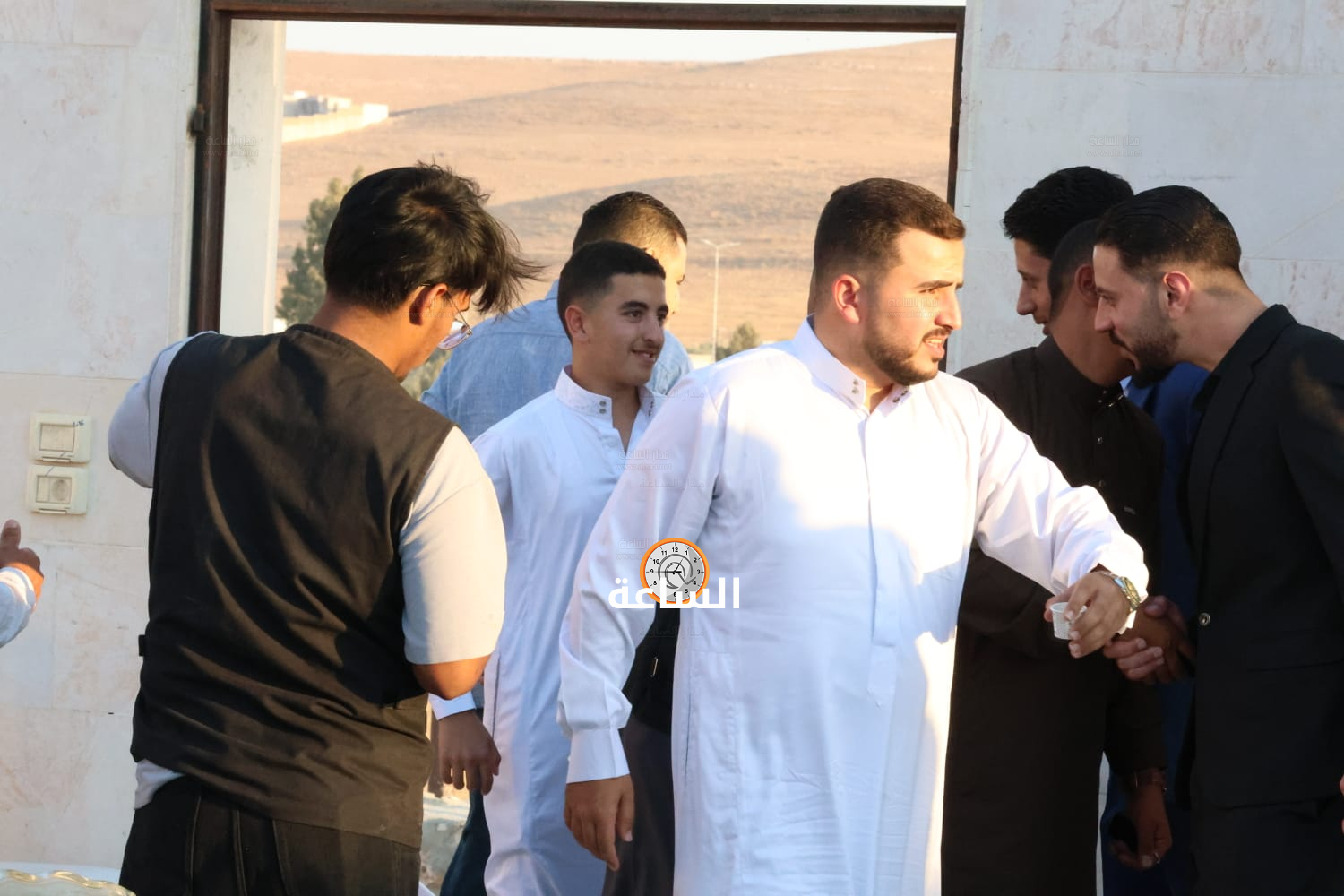 Madar Al-Saa Images 0.7091065636013164