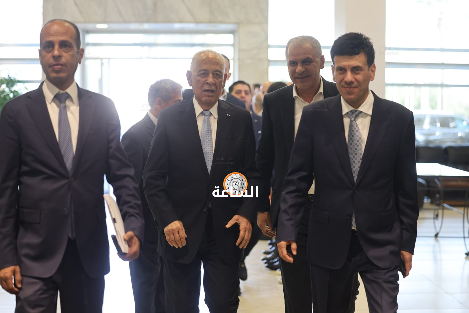 Madar Al-Saa Images 0.47224762210669513