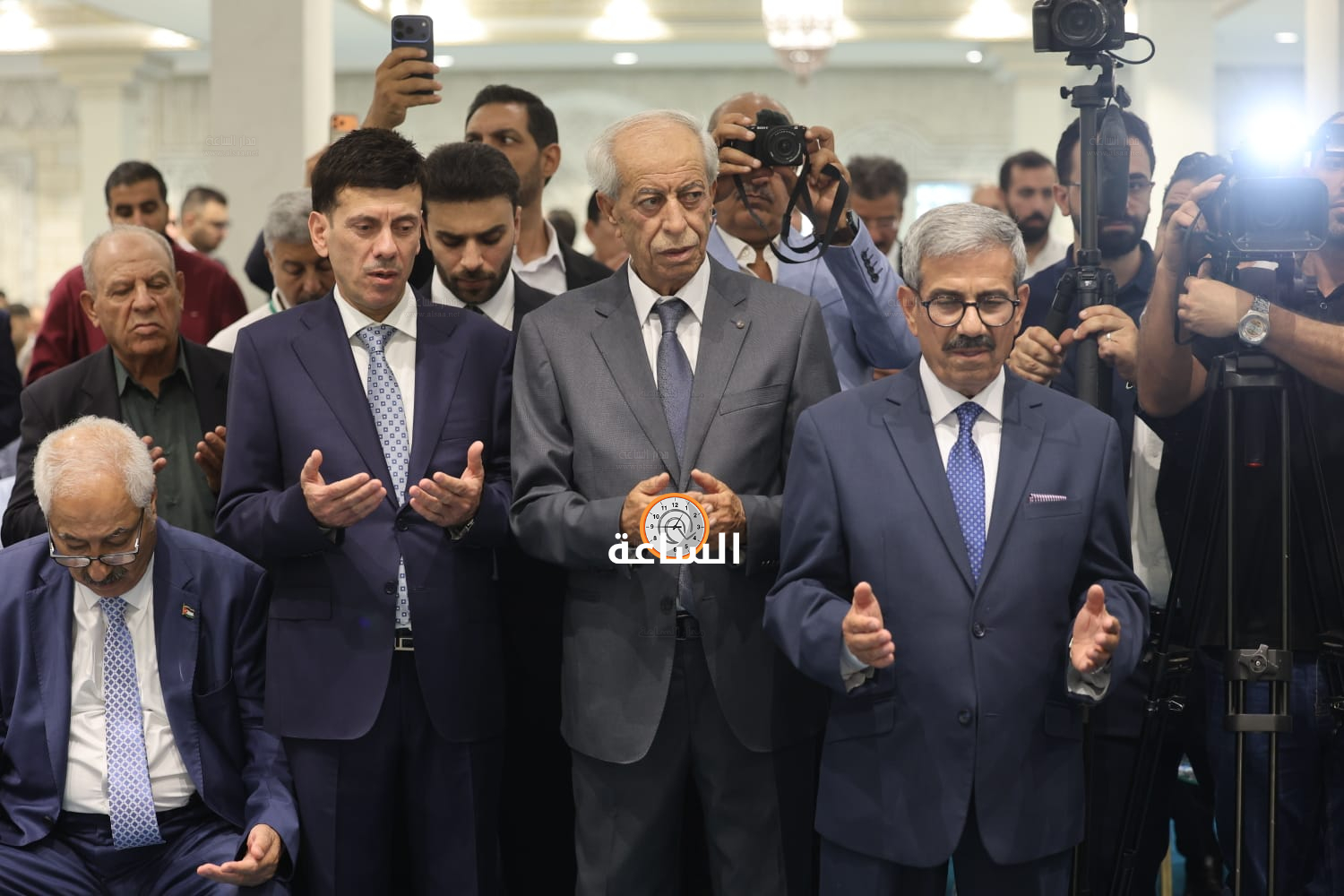 Madar Al-Saa Images 0.4191475570830493