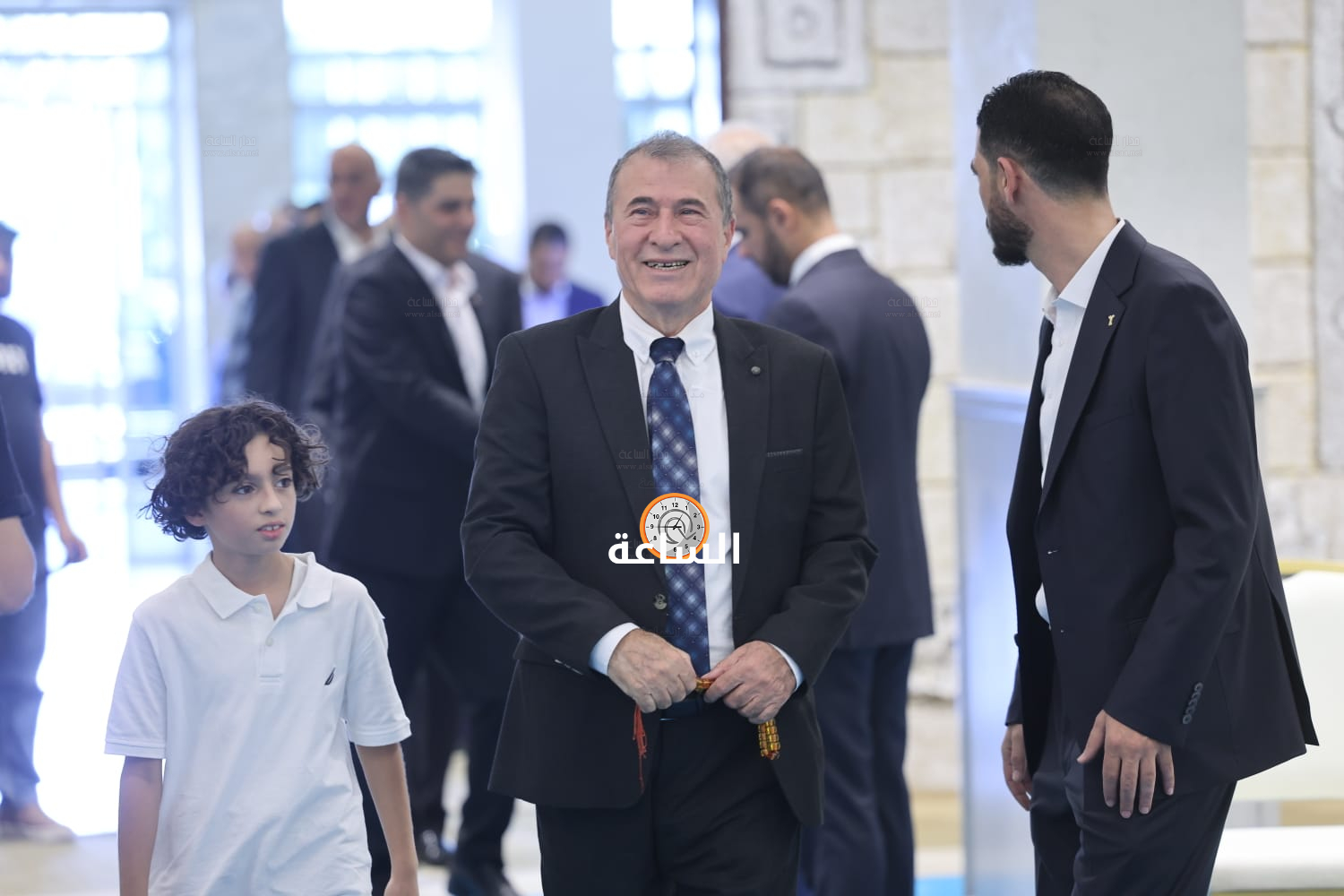 Madar Al-Saa Images 0.004561681476714985