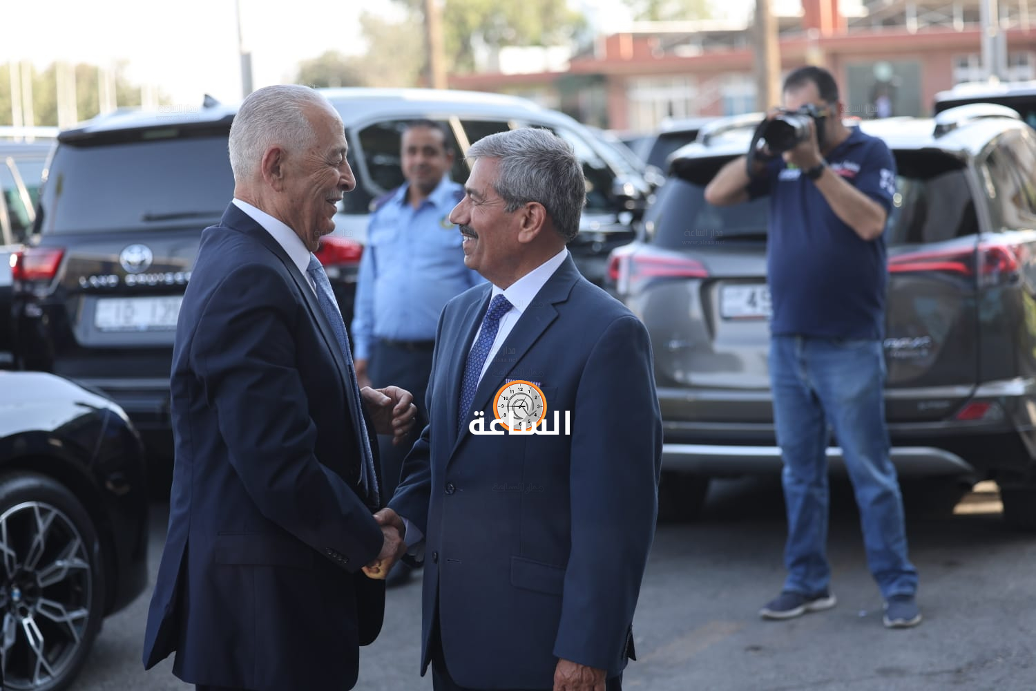 Madar Al-Saa Images 0.4374904791154295