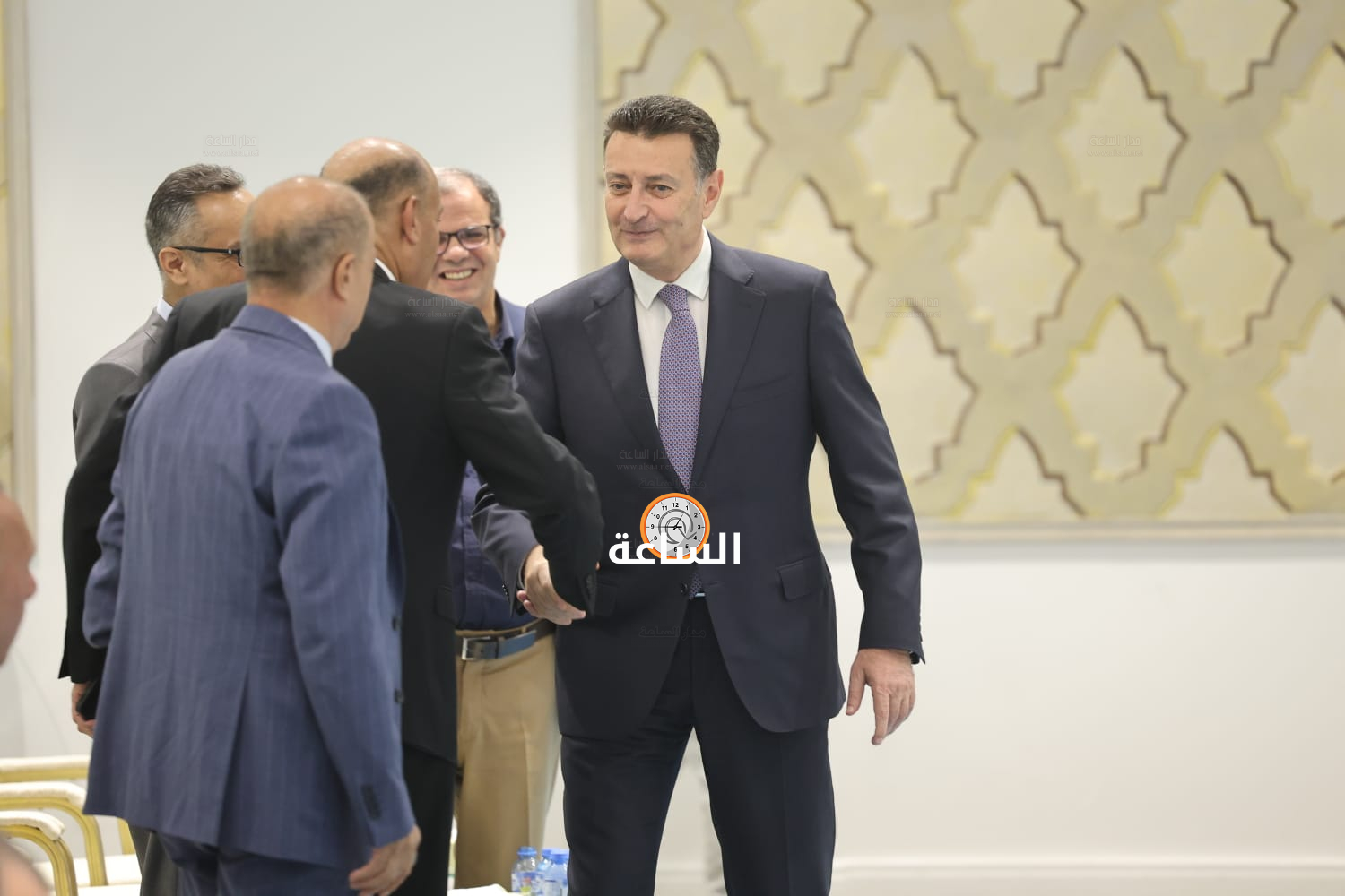 Madar Al-Saa Images 0.7329706526123483