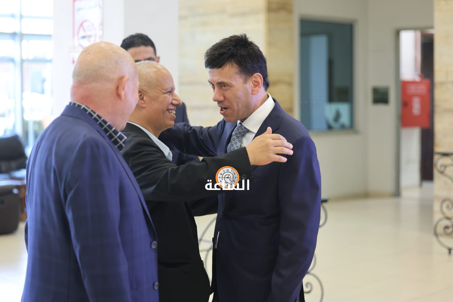 Madar Al-Saa Images 0.1465225476770199