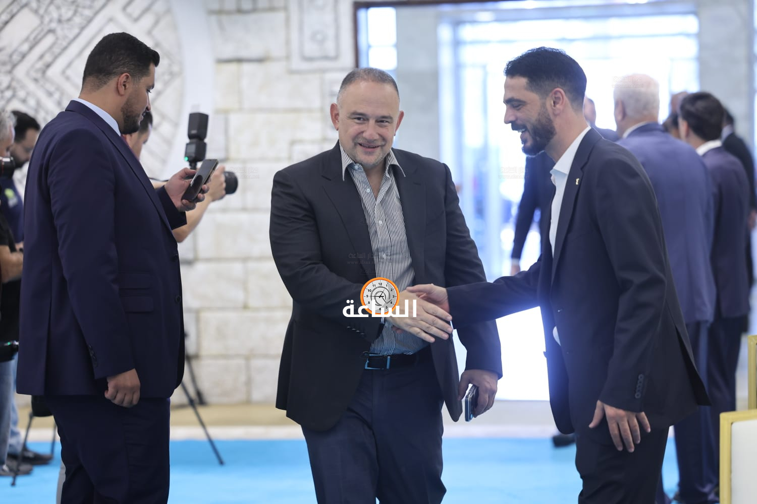 Madar Al-Saa Images 0.10899333978935966