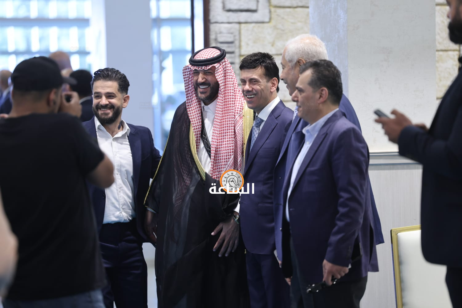 Madar Al-Saa Images 0.15238142737874183