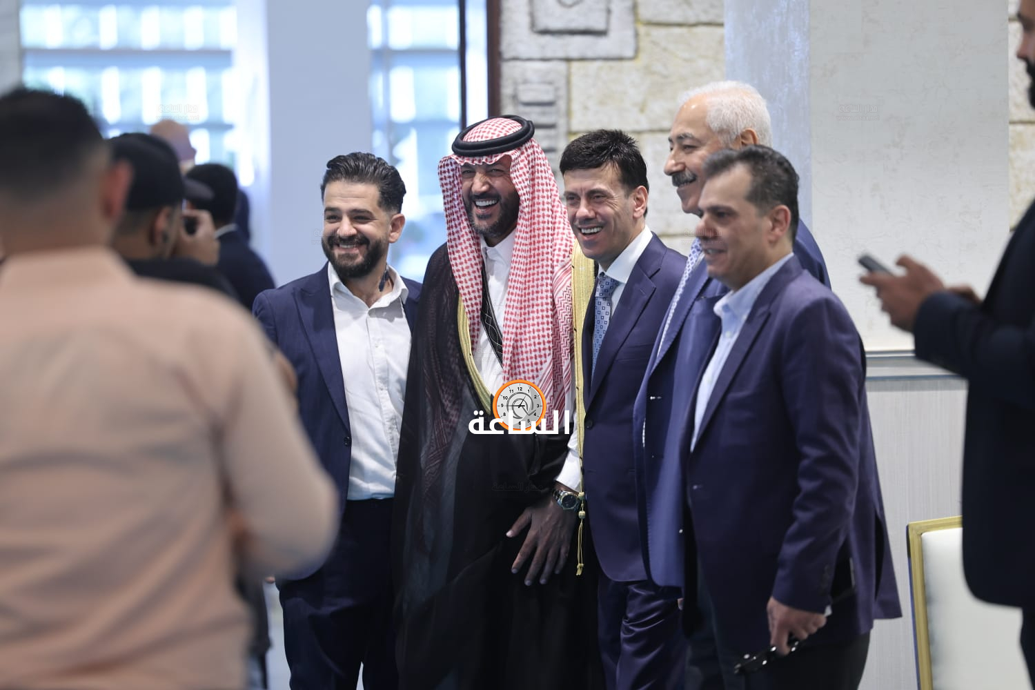 Madar Al-Saa Images 0.7112564309112239