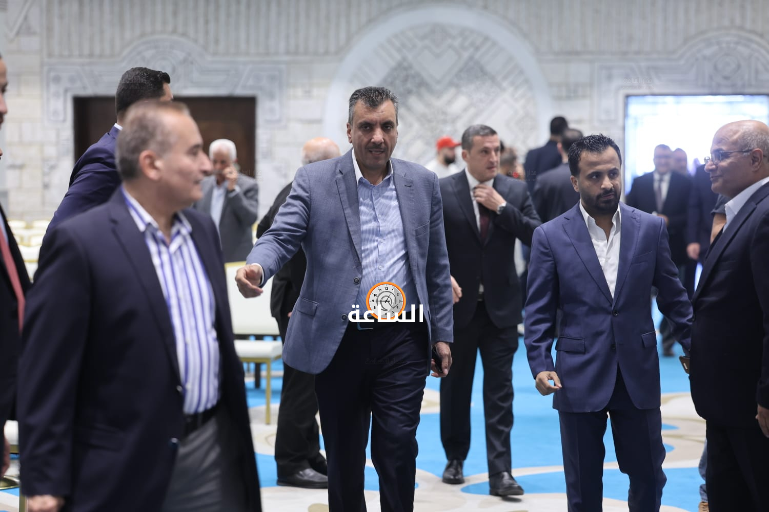 Madar Al-Saa Images 0.9096752518412287