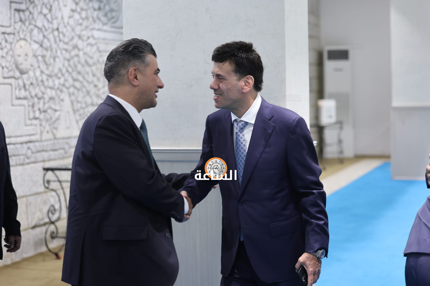 Madar Al-Saa Images 0.8826936209623512