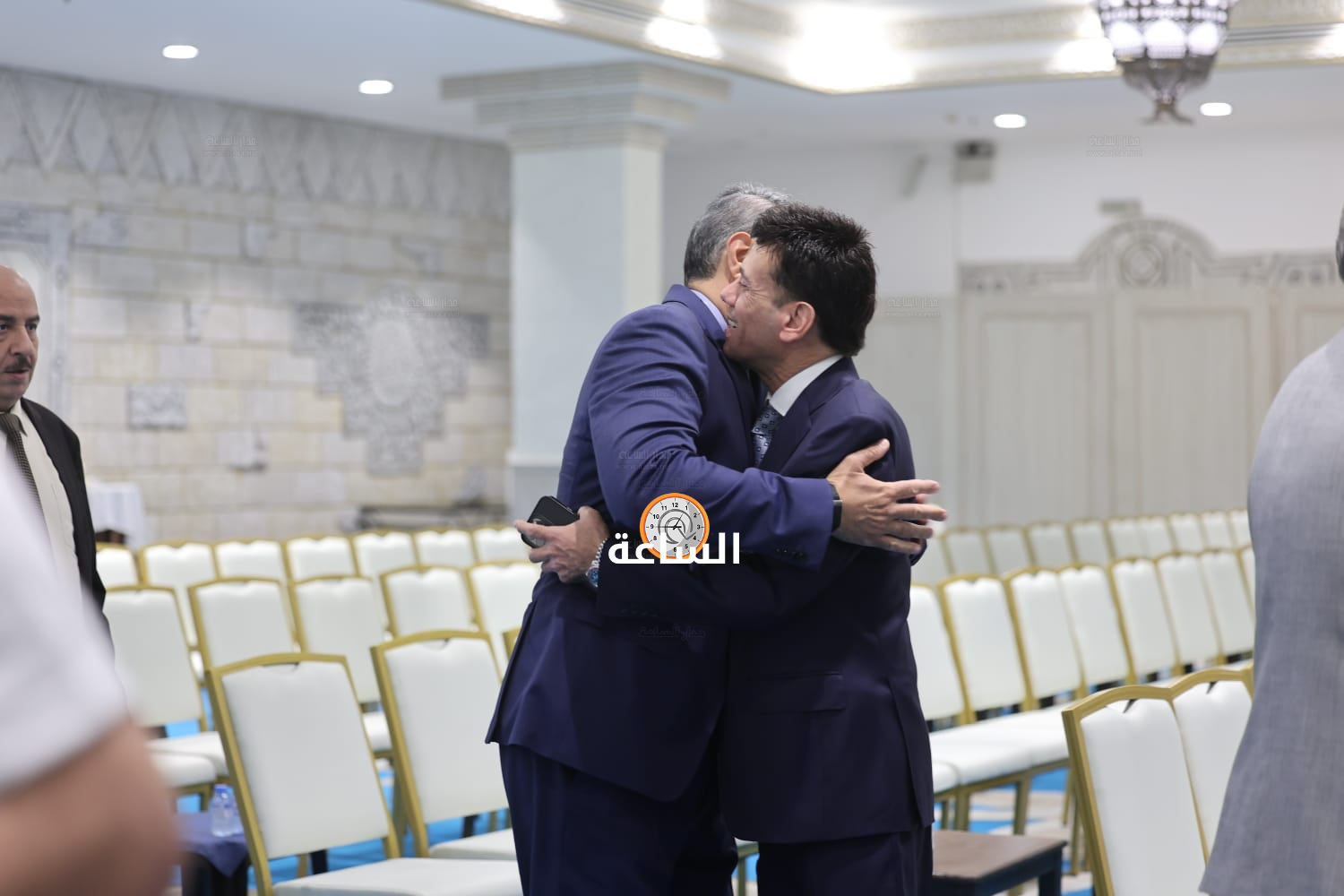 Madar Al-Saa Images 0.2457244369736169