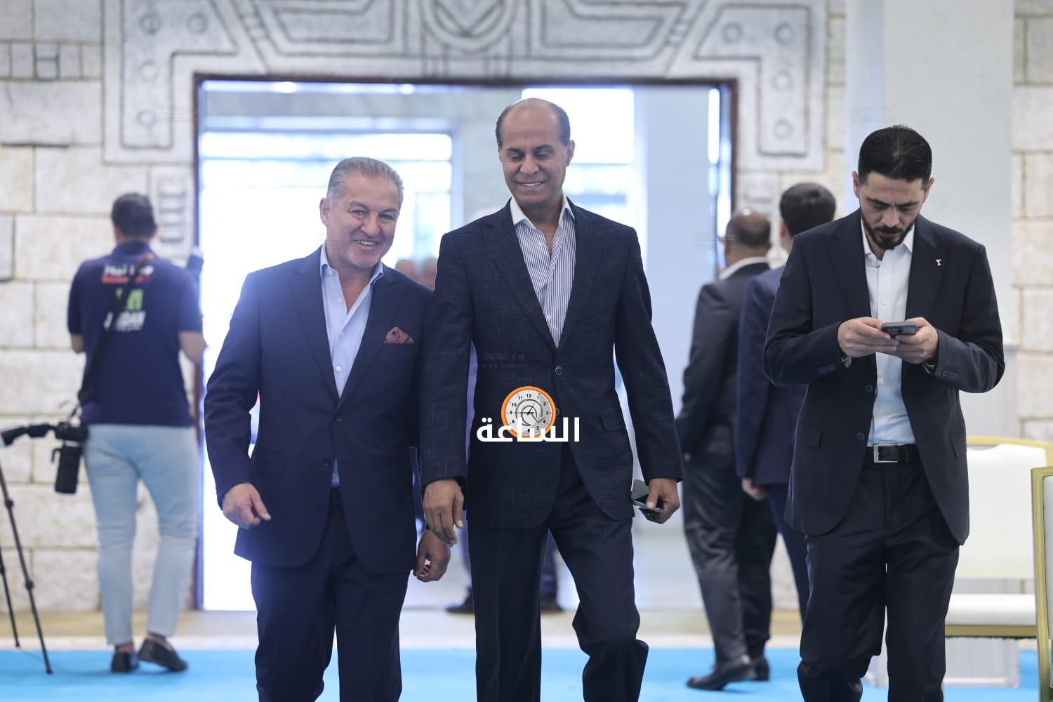 Madar Al-Saa Images 0.00228922350357208