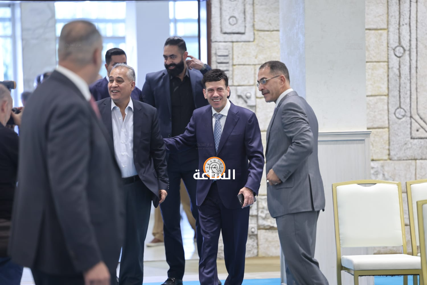 Madar Al-Saa Images 0.7984671236309469
