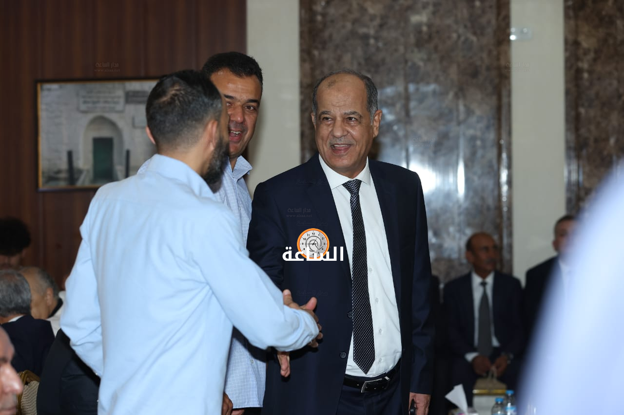 Madar Al-Saa Images 0.11240307956615492