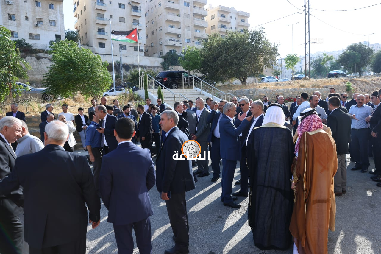 Madar Al-Saa Images 0.979929273817073
