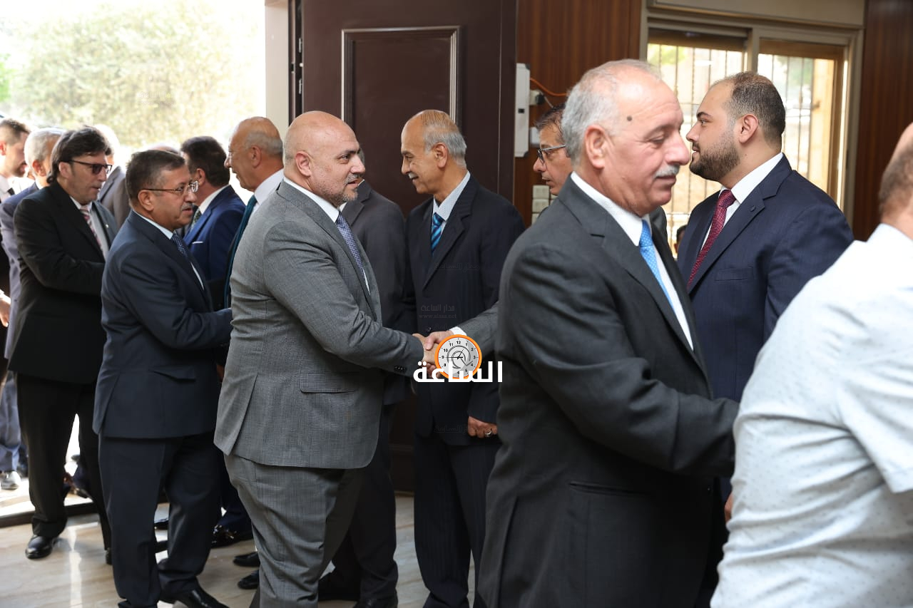 Madar Al-Saa Images 0.6573928867521968
