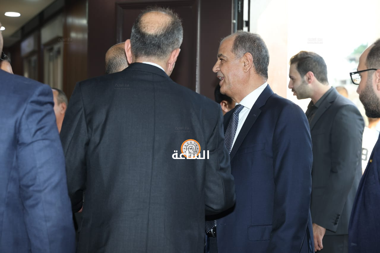 Madar Al-Saa Images 0.42328039436683706