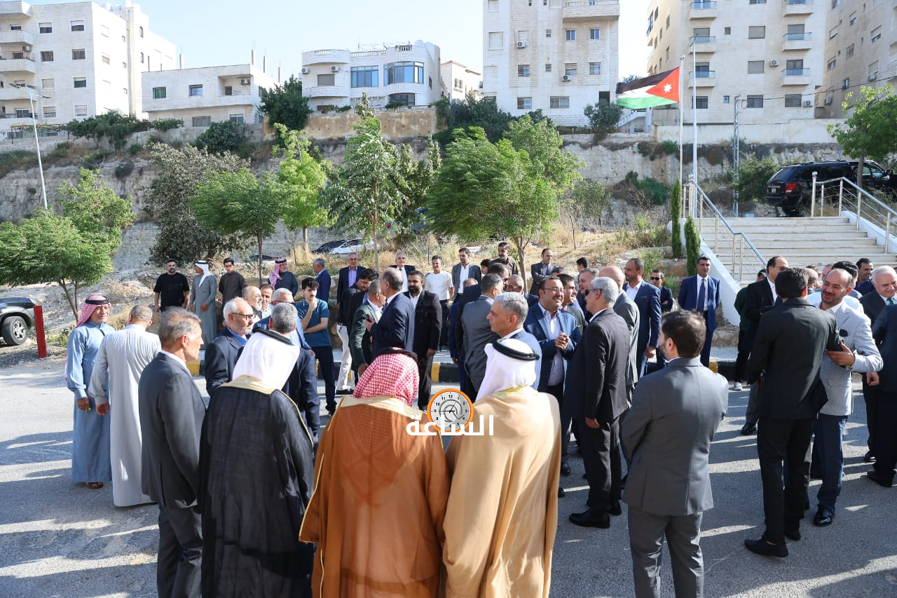 Madar Al-Saa Images 0.6919852117185071