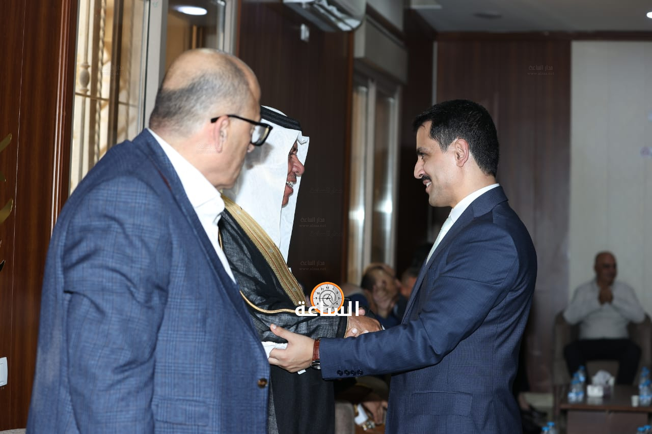Madar Al-Saa Images 0.12203884231251771