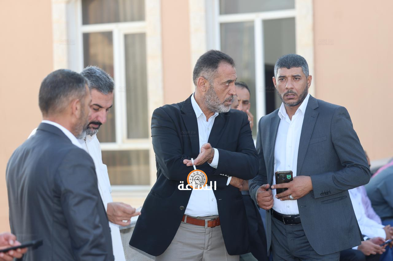 Madar Al-Saa Images 0.02695305703127715