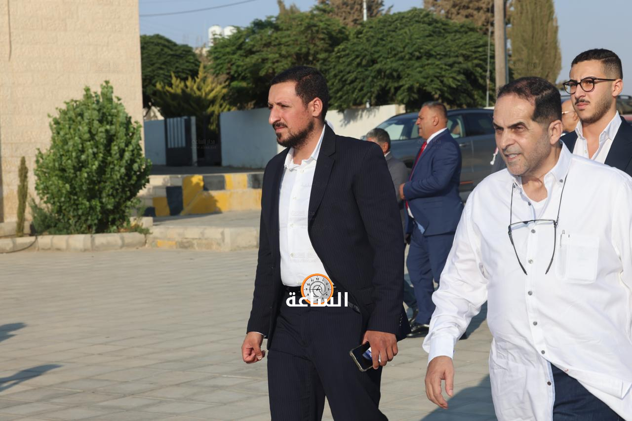 Madar Al-Saa Images 0.6535821174541775