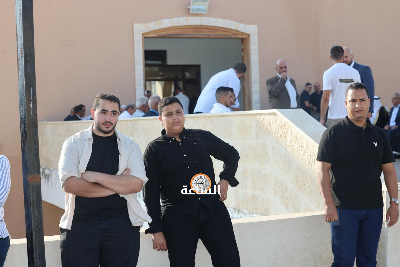 Madar Al-Saa Images 0.24326214668478796
