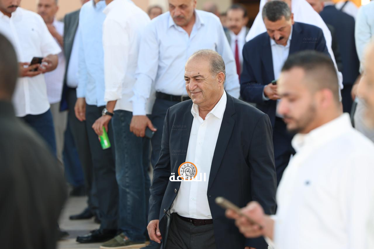 Madar Al-Saa Images 0.37038395423975035