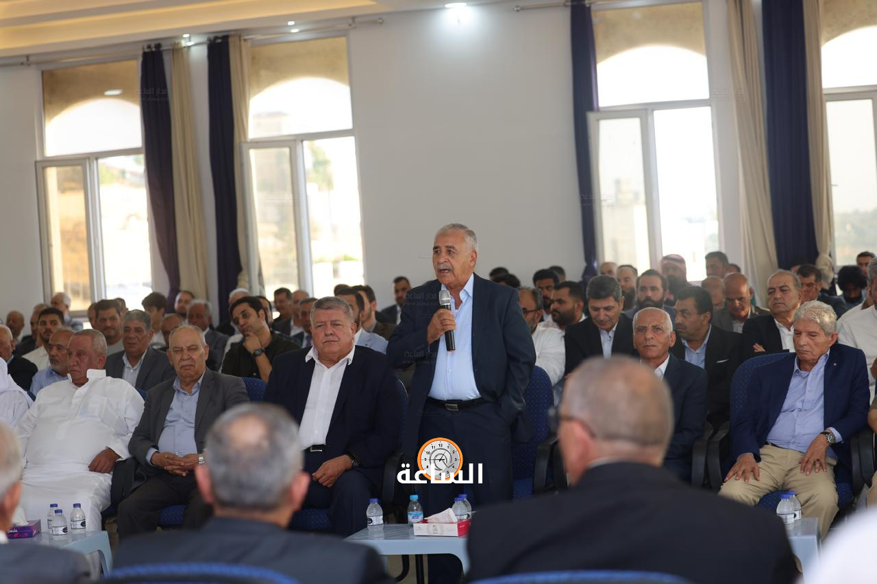 Madar Al-Saa Images 0.39384047178691983