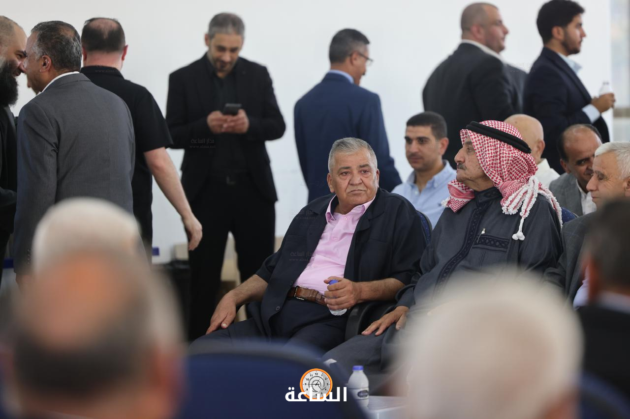 Madar Al-Saa Images 0.4651288856594974